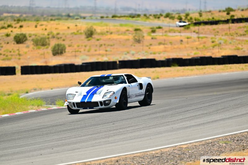 Ford GT40