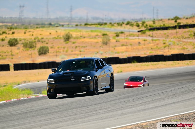 Dodge Charger Hellcat