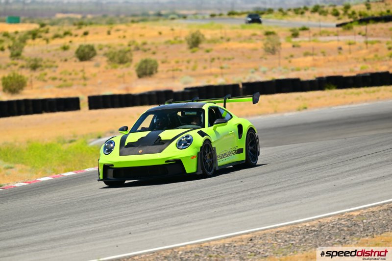 Porsche 911 GT3 RS green