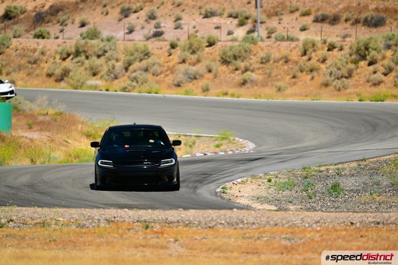 Dodge Charger Hellcat