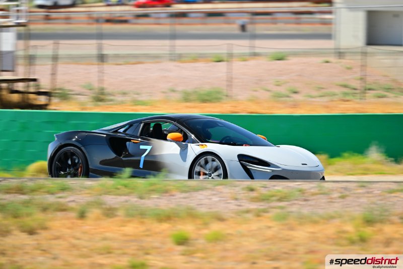 McLaren 570S