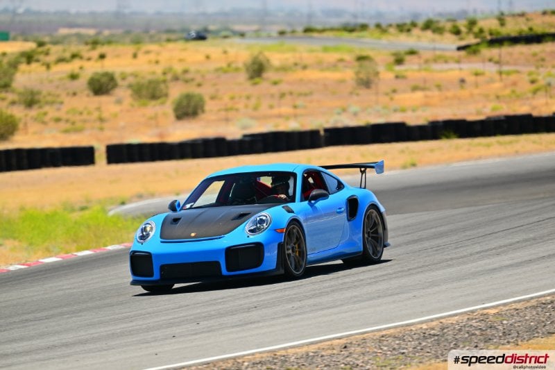 Porsche 911 GT3 RS blue
