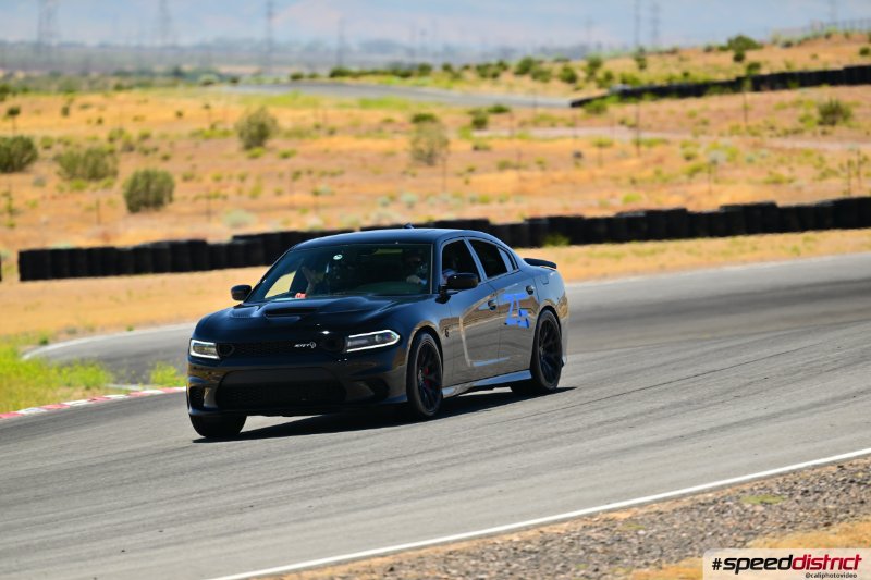 Dodge Charger Hellcat