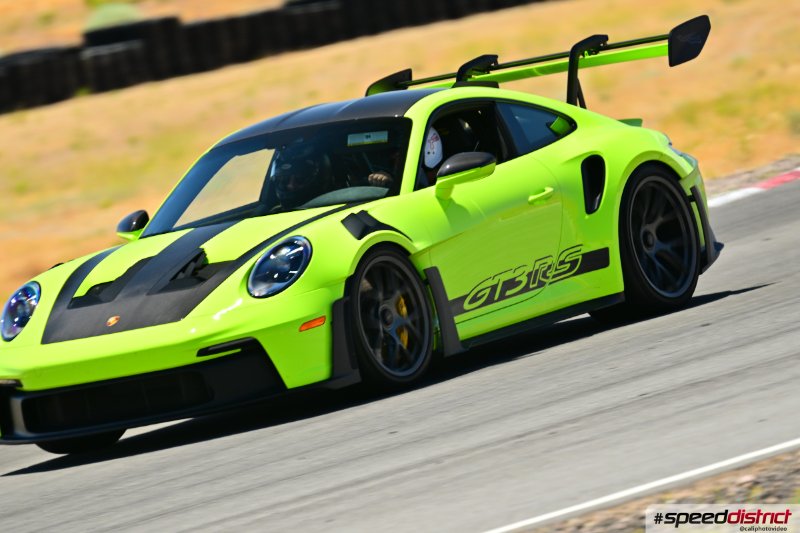 Porsche 911 GT3 RS green