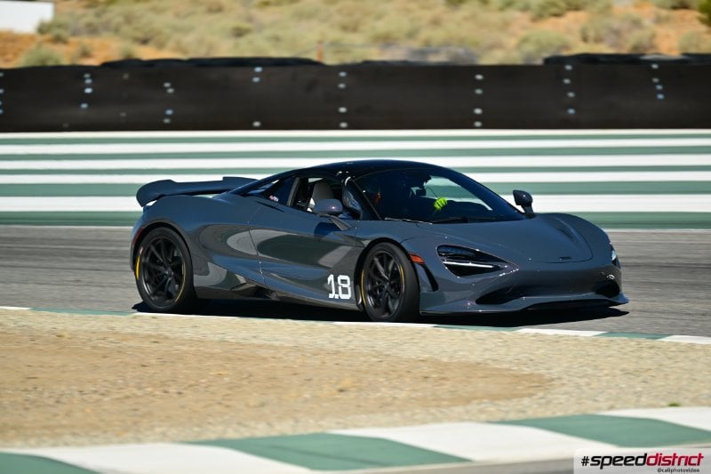 McLaren 765LT