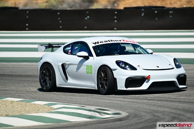 Porsche Cayman GT4 RS white