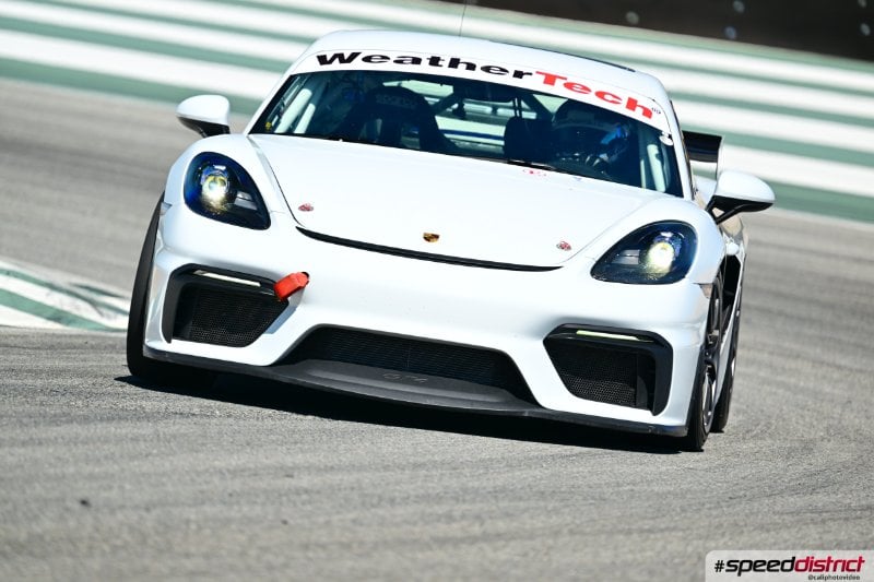 Porsche Cayman GT4 RS white
