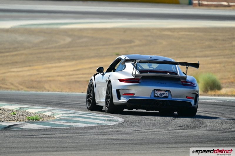 Porsche 911 GT3 RS white