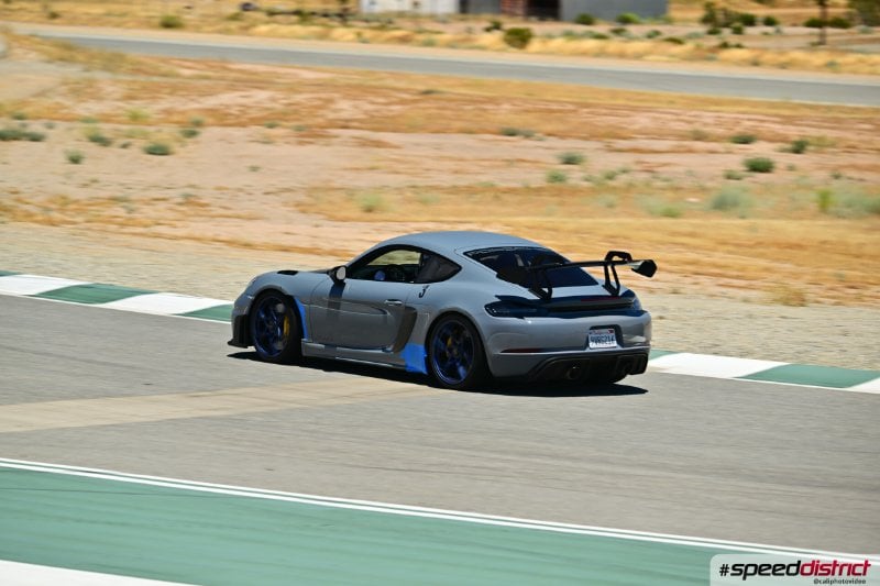 Porsche Cayman GT4 RS blue