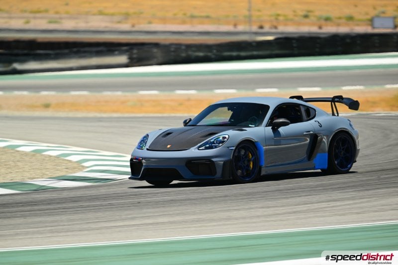Porsche Cayman GT4 RS silver