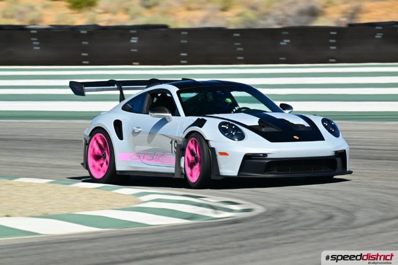 Porsche 911 GT3 RS white