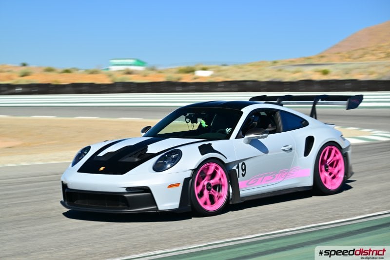 Porsche 911 GT3 RS white