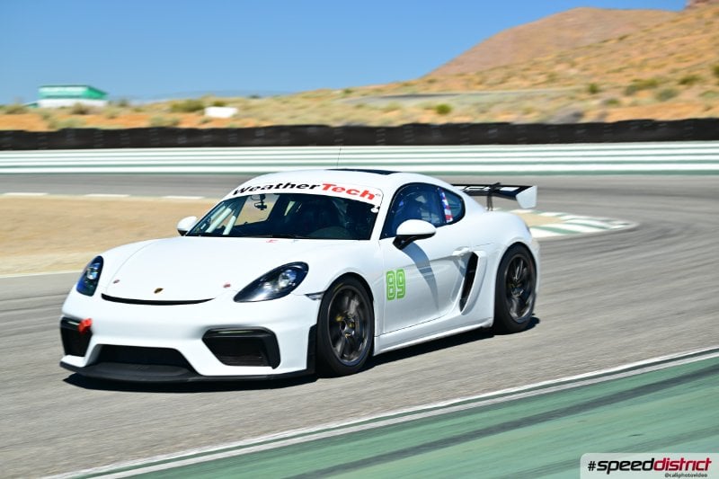 Porsche Cayman GT4 RS white