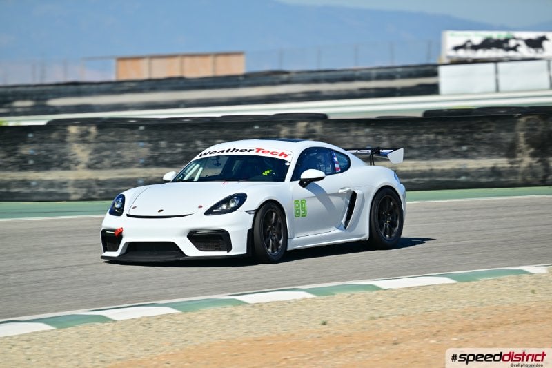 Porsche Cayman GT4 RS white