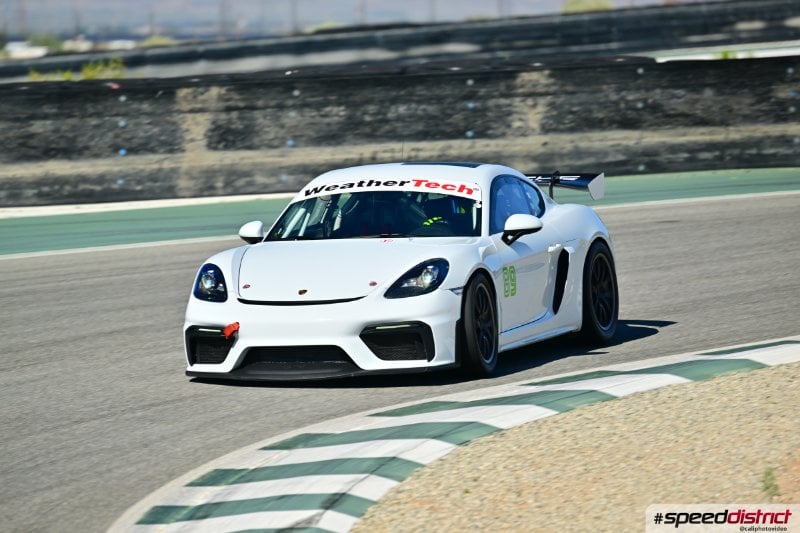 Porsche Cayman GT4 RS white
