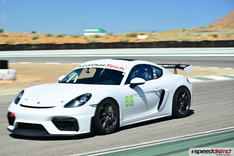 Porsche Cayman GT4 RS white