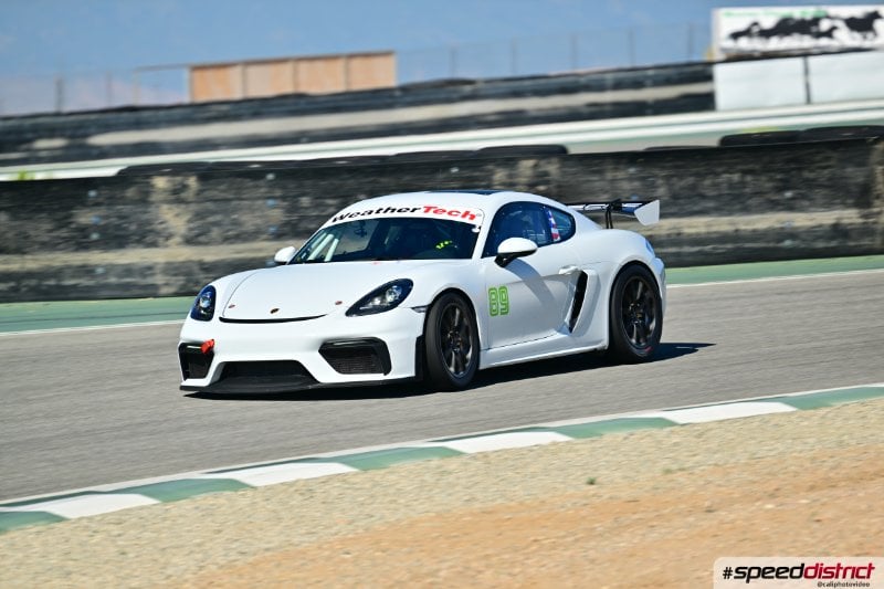 Porsche Cayman GT4 RS white