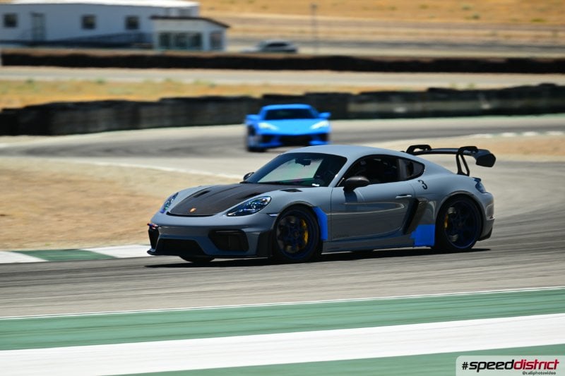 Porsche Cayman GT4 RS blue