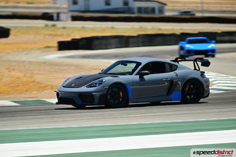 Porsche Cayman GT4 RS blue