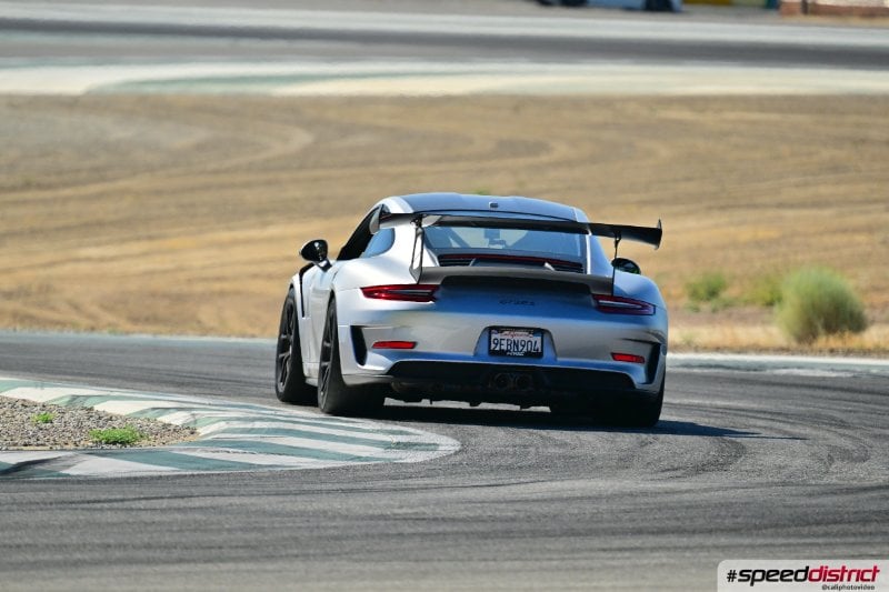 Porsche 911 GT3 RS white