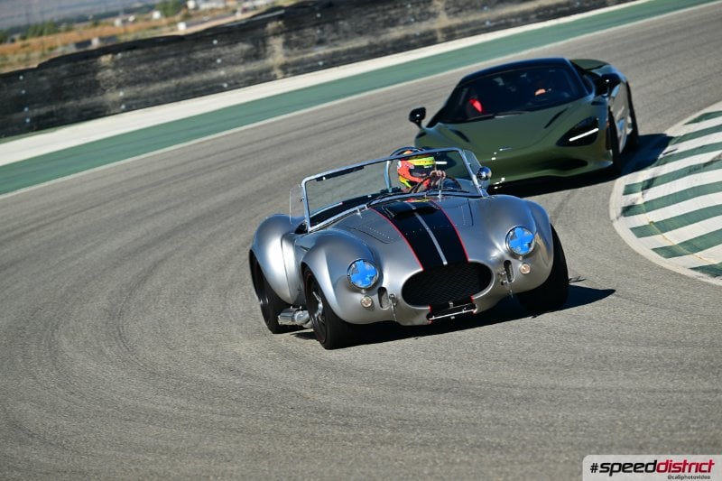 Shelby Cobra 427 replica