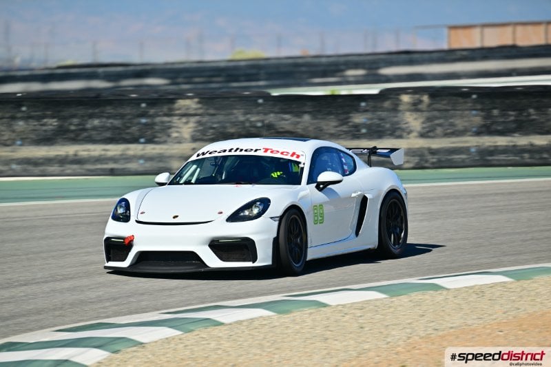 Porsche Cayman GT4 RS white